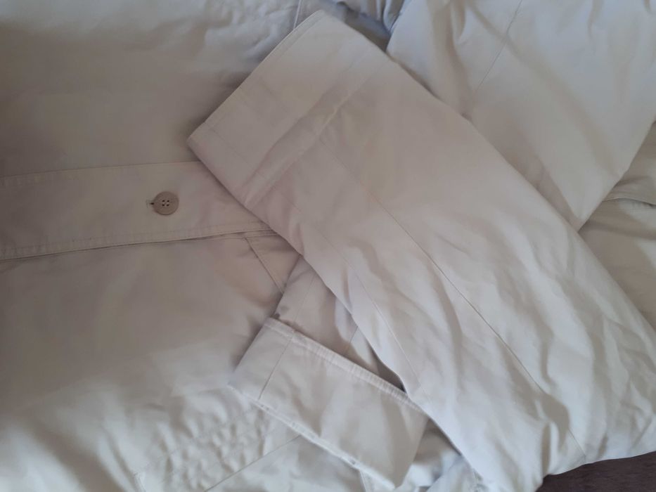 Haină ,UȘOARĂ, primăvară-toamnă,  cu gluga detașabila, din tercot