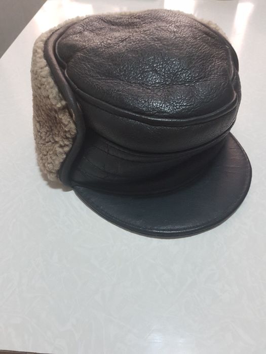 Шапка кожаная с мехом