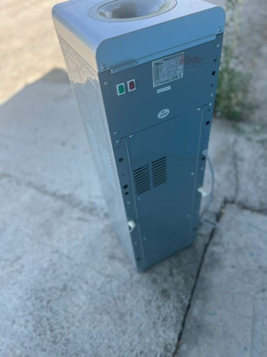 Продам кулер для воды