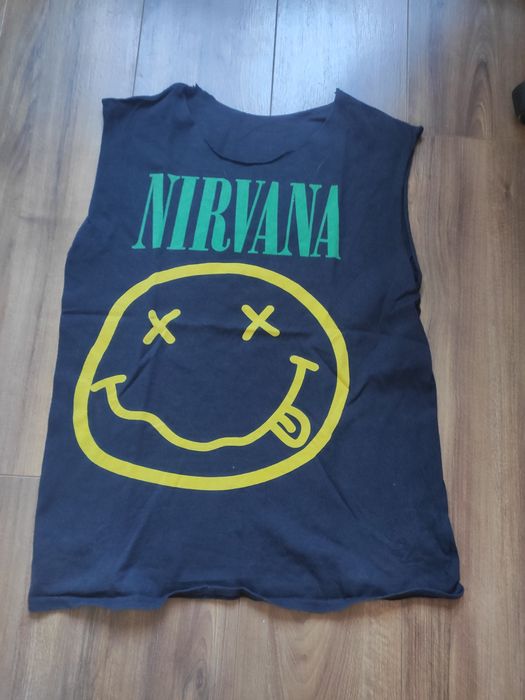 Изрязан потник на Nirvana