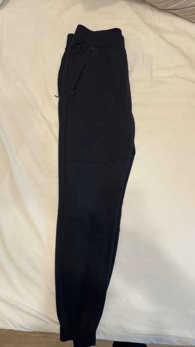 Черен мъжки анцуг