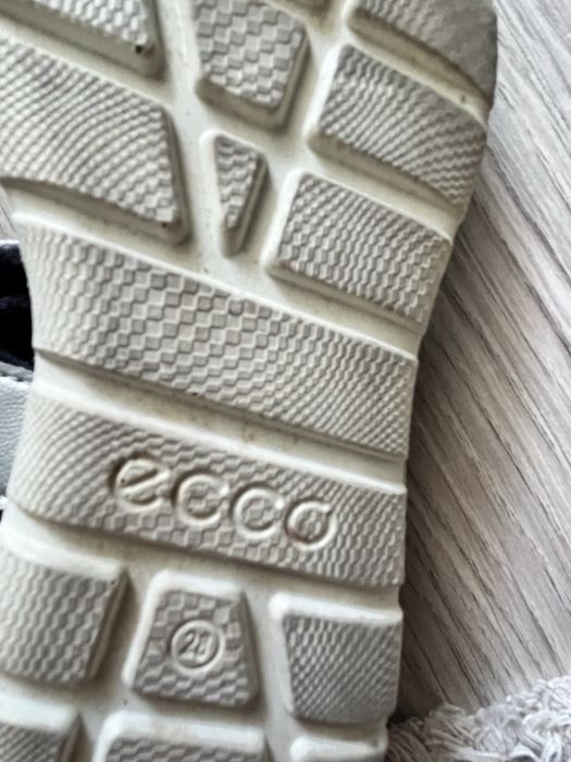 Сандали для девочки оригинал ecco