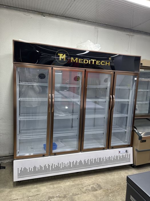 Витринный холодильники