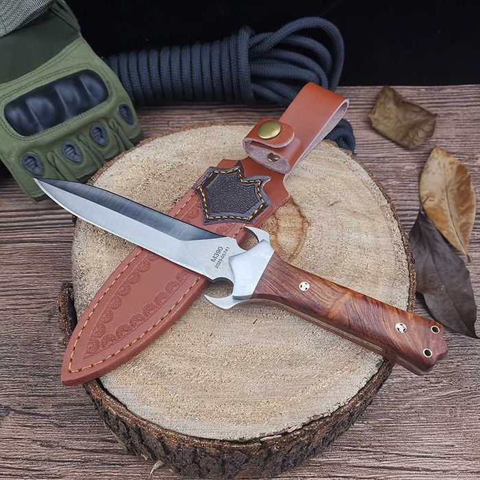 Cutit Sabie cu lama dublu tăiș, otel M390, garda prindere, teaca piele