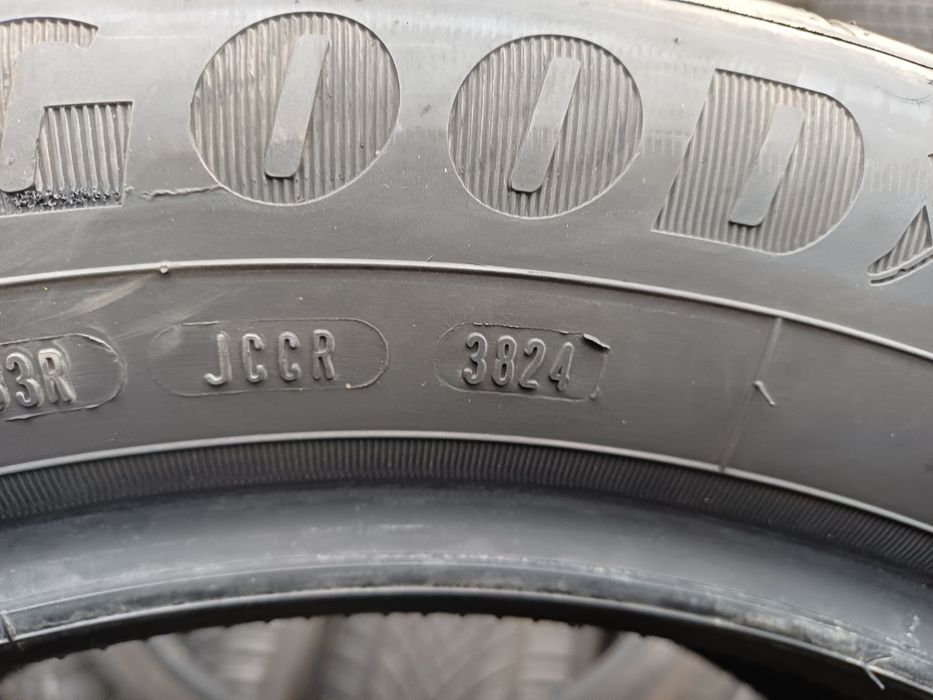 Гуми 215/55/17 Гудиар