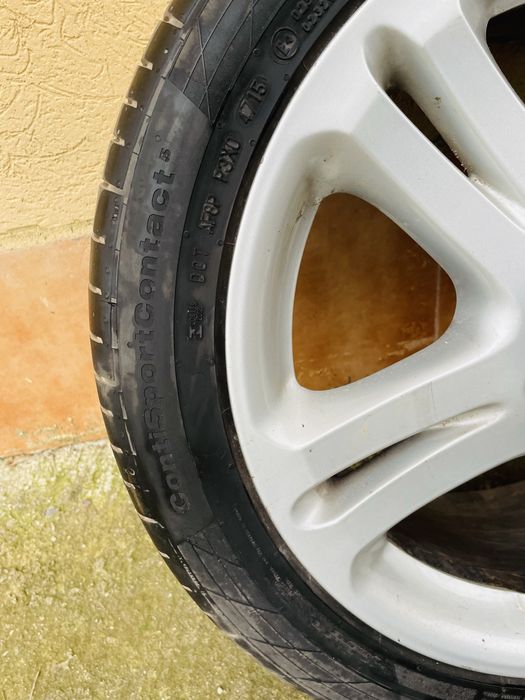 Genti mercedes cu cauciucuri