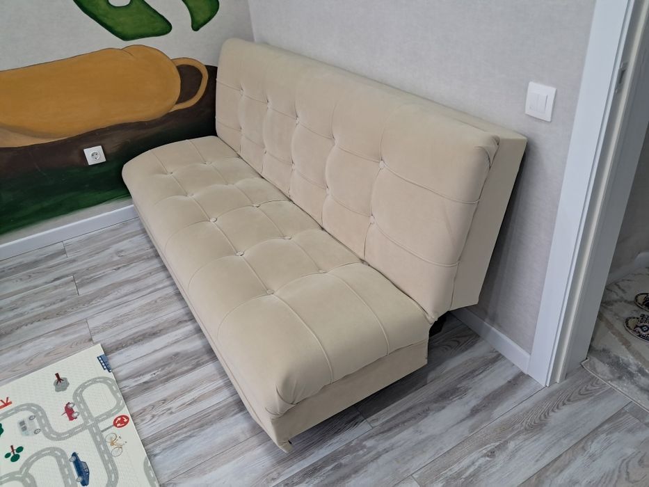 Продам диван в отличном состоянии