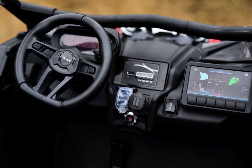 акумулаторен джип Двуместен  Can-Am Maverick 4x4 UTV 24v