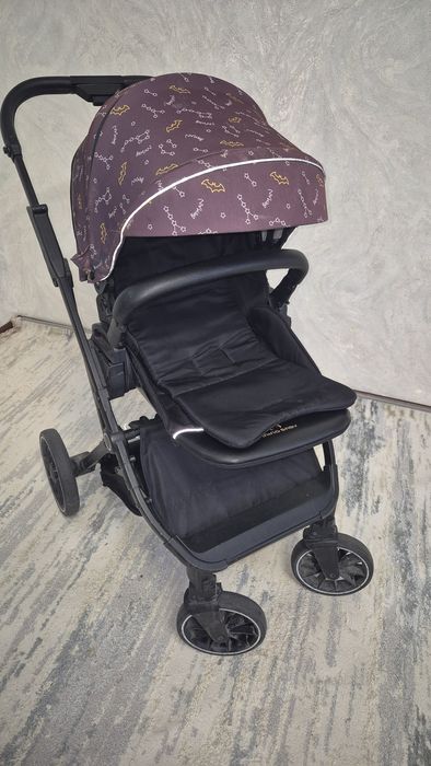 Классная каляска ining baby