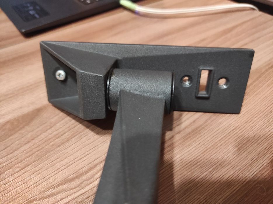 Кронштейн для тв