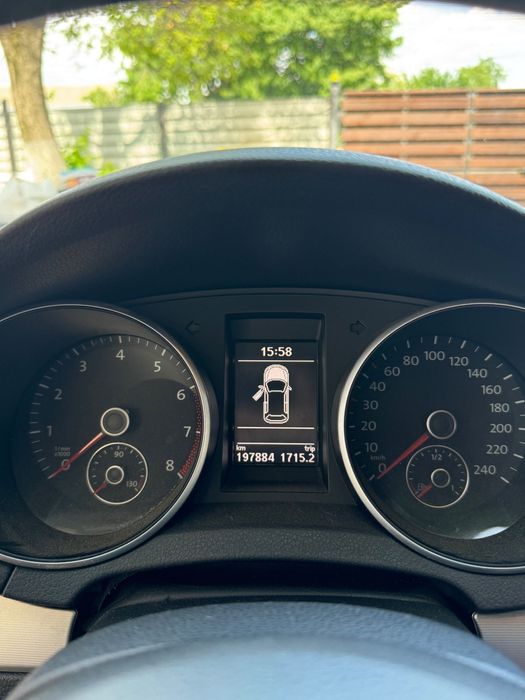 VOLKSWAGEN Golf 2010 — imagine 4