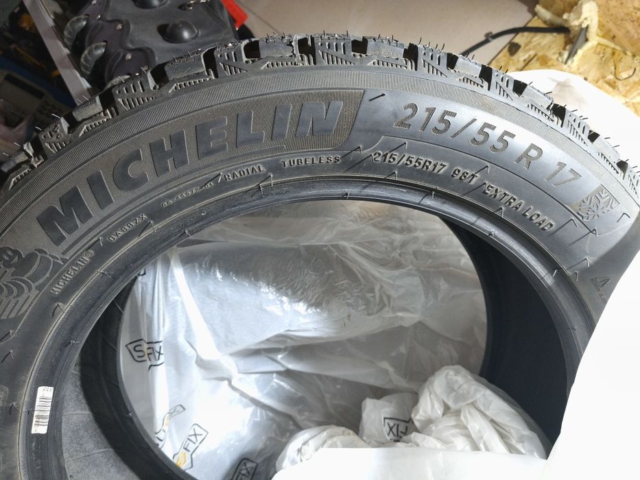 Резина michelin 215/55 17