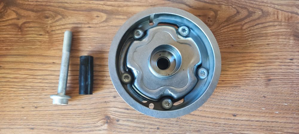 Шестерня привода распределительного