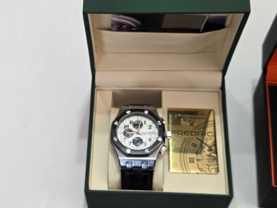 Ceas Fredric deosebit