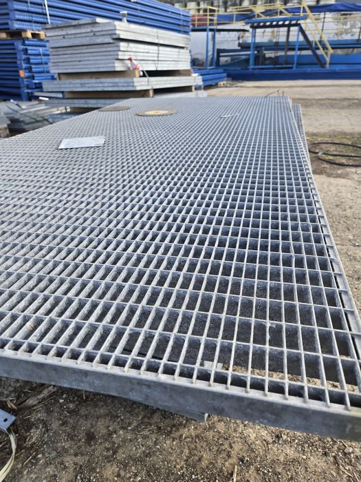 Vindem grătare zincate galvanizate la ori ce dimensiuni se debitează ș