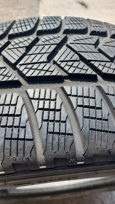 Зимни гуми 235/60/18 Pirelli Scorpion Winter 4 броя