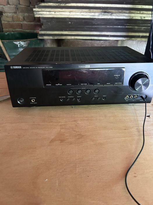 Продават се колони на sony sheik 70  и усивятел на Yamaxa