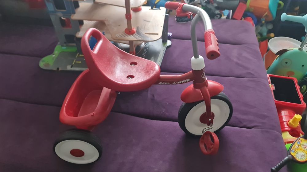 Tricicleta radio flyer