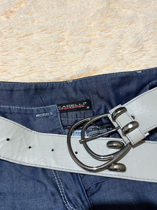 Продам платье и два костюма.