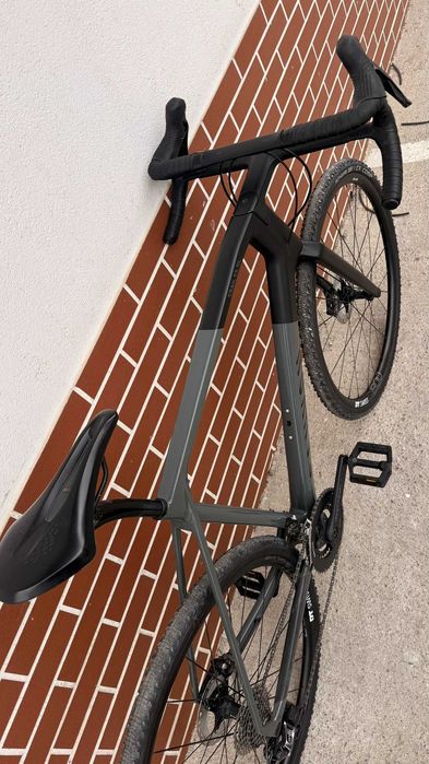 Canyon Grail CF SL 8 Gravel Carbon GRX 810 2x11 ca NOUA bicicleta bikepacking tekking cross Grizl Nuroad