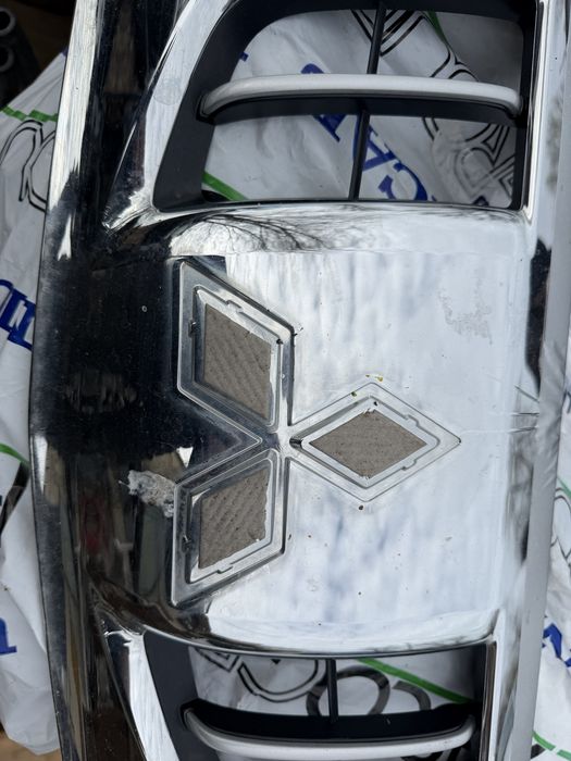 Решетка Mitsubishi L200