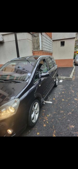 Vand sau schimb opel zafira Pachet Opc