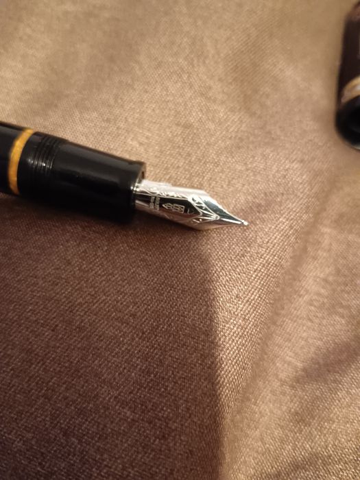 Stilou Delta cu diamant