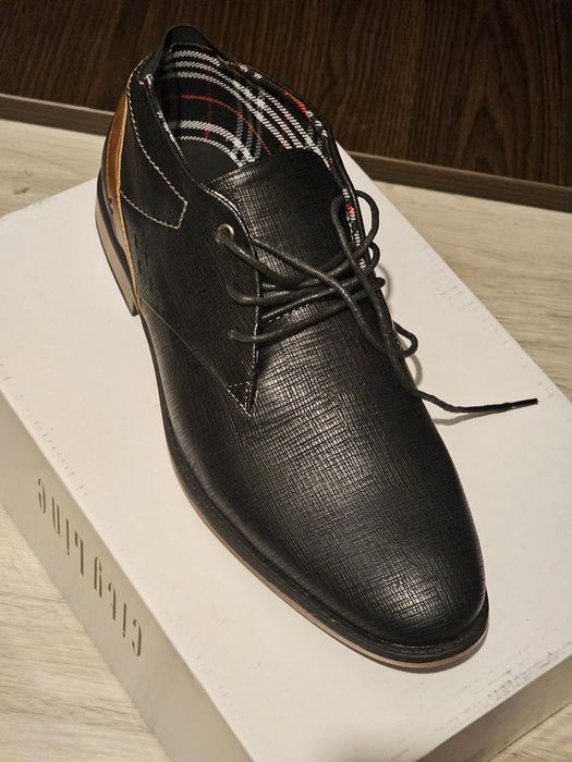 Pantofi barbati mărimea 43 NOI