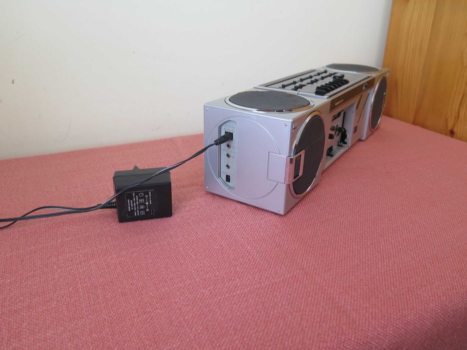 Sanyo Cubic Stereo M-7735L, 1985 ,Japan- радиокасетофон