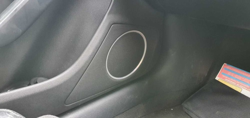 Sistem audio Bang & Olufsen - Audi A4 B8