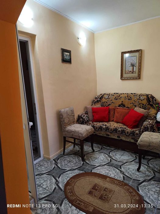 Apartament 3 camere, ultracentral, 2 balcoane, Panciu, etaj 4/4