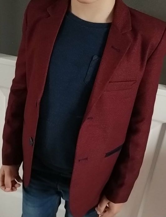 Sacou impecabil superb 8-10 ani