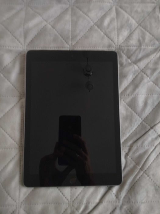iPad Apple 32 GB,generația 6