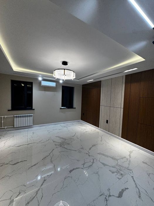 Нежилое помещение. Ойбек метро. С ремонтом.