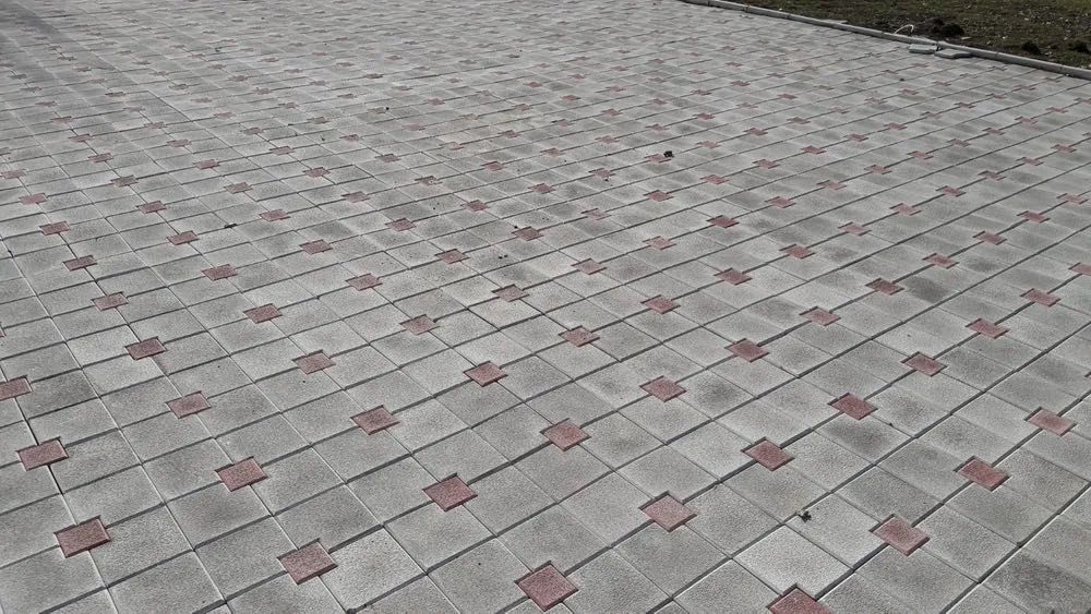 Producator pavaje, dale, borduri, coame gard pentru gradina