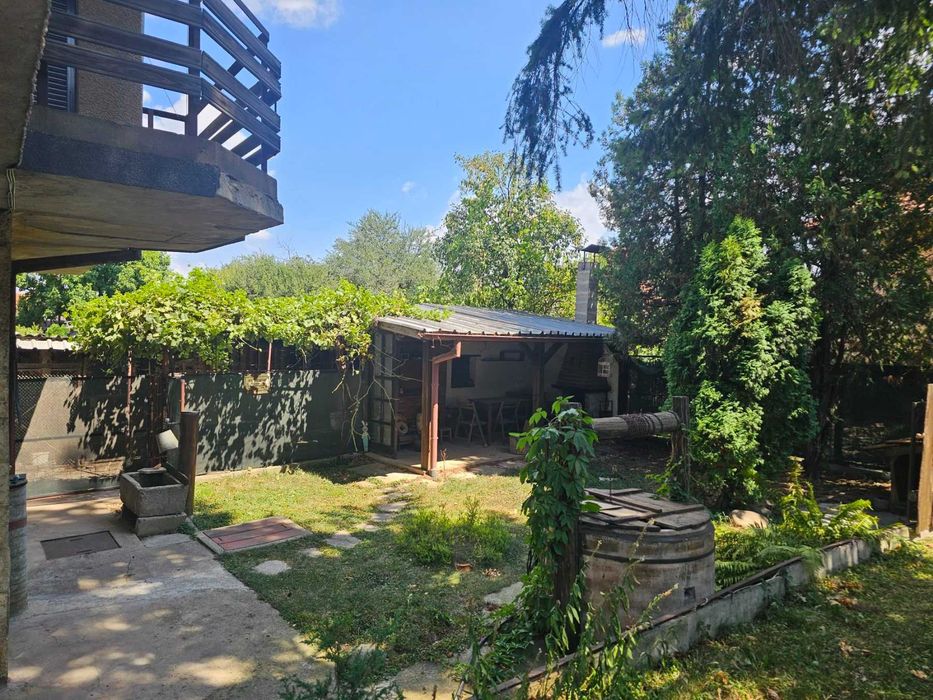 Продава се Етаж от къща в Ботевград - 111 кв.м за 1622 €/кв.м - Снимка #1