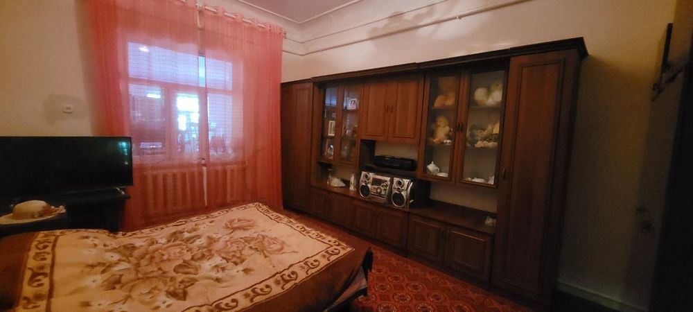 Жилой дом с участком