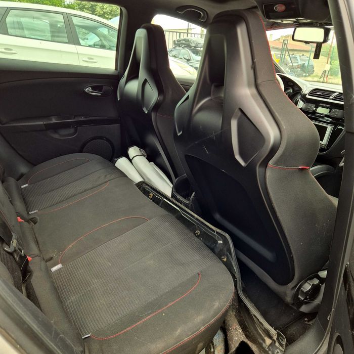 Продавам Seat Leon Cupra 1P 4x4 на части или цял