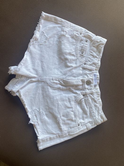 Бели къси гащи Zara