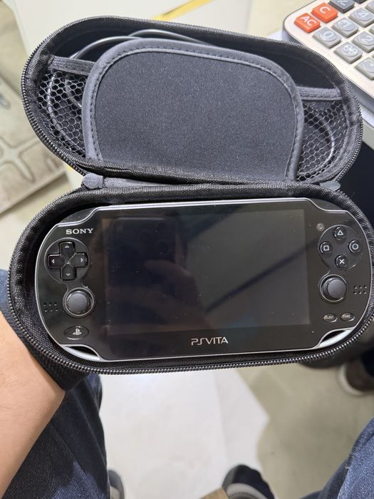 Ps vita сотилади холати зор ойинлари коп яна скачать кса болади кимга