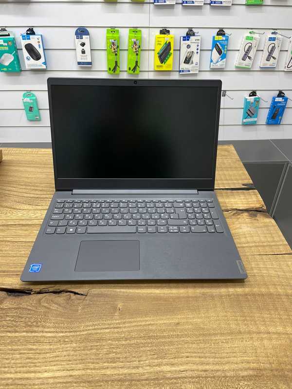 Lenovo v15 igl 82c3001nak