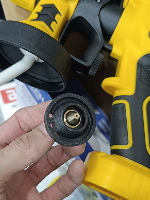 Краскопульт аккумуляторный пульверизатор