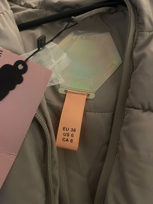 Два броя зимни якета едното с етикет