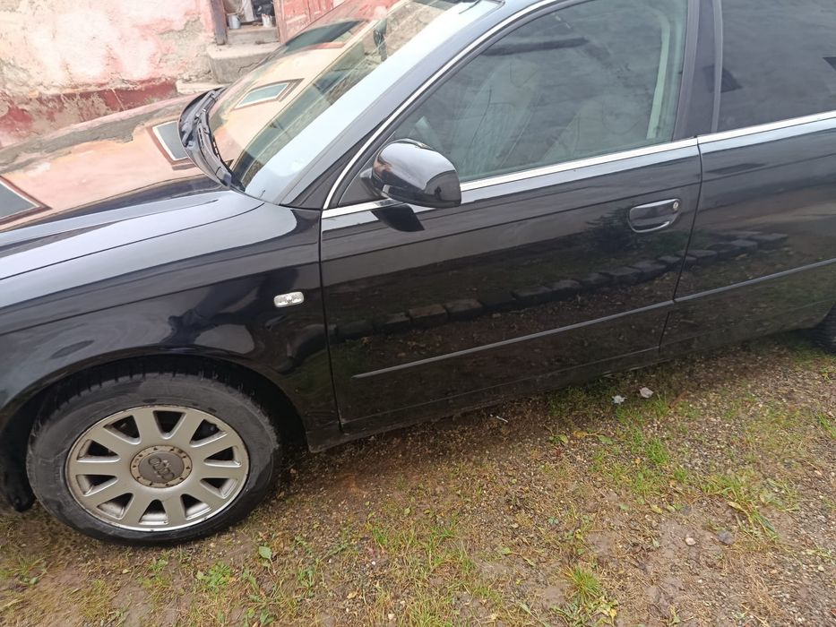 Vind Audi A 4B71.6benzina