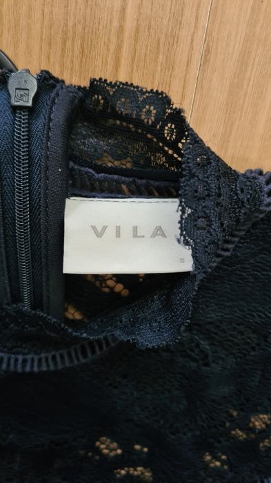 Чисто нови топове с къс ръкав по 15€