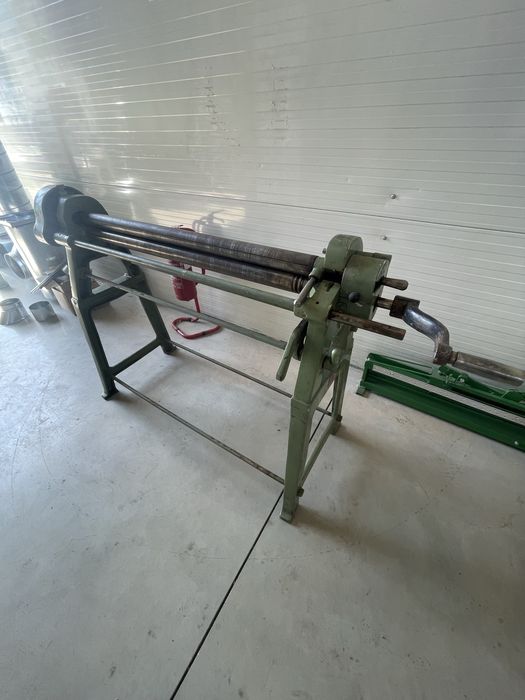 Masina de roluit tabla.