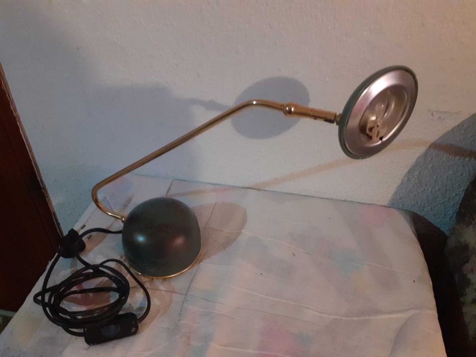 Veioza metal noua ,made in spain