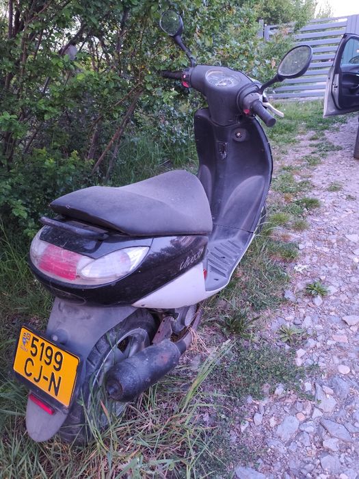Vând Peugeot Vivacity2