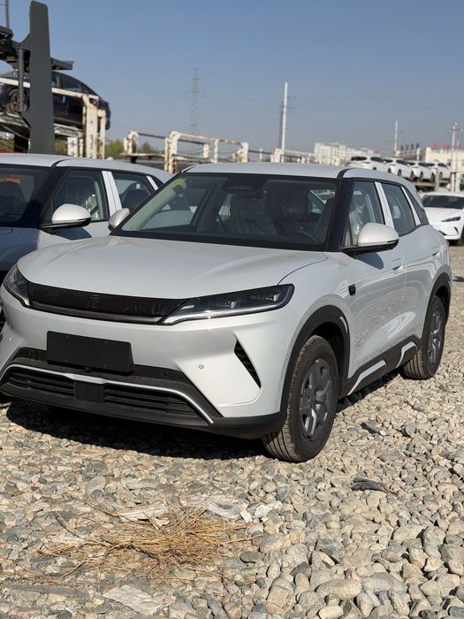 Yuan ap  401km restayling xitoyda tayyor 35-40 kunda keladi