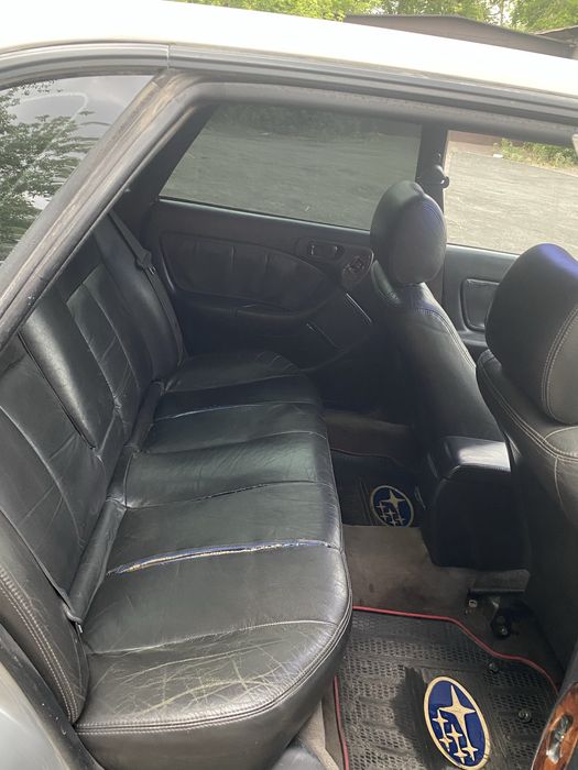 Subaru legacy 1998
